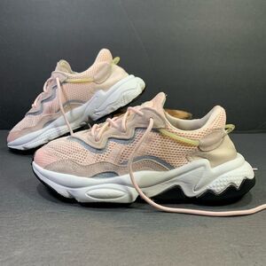 Adidas Original Ozweego Sneakers Pink Grey Size 6 Women’s or 4.5 Youth